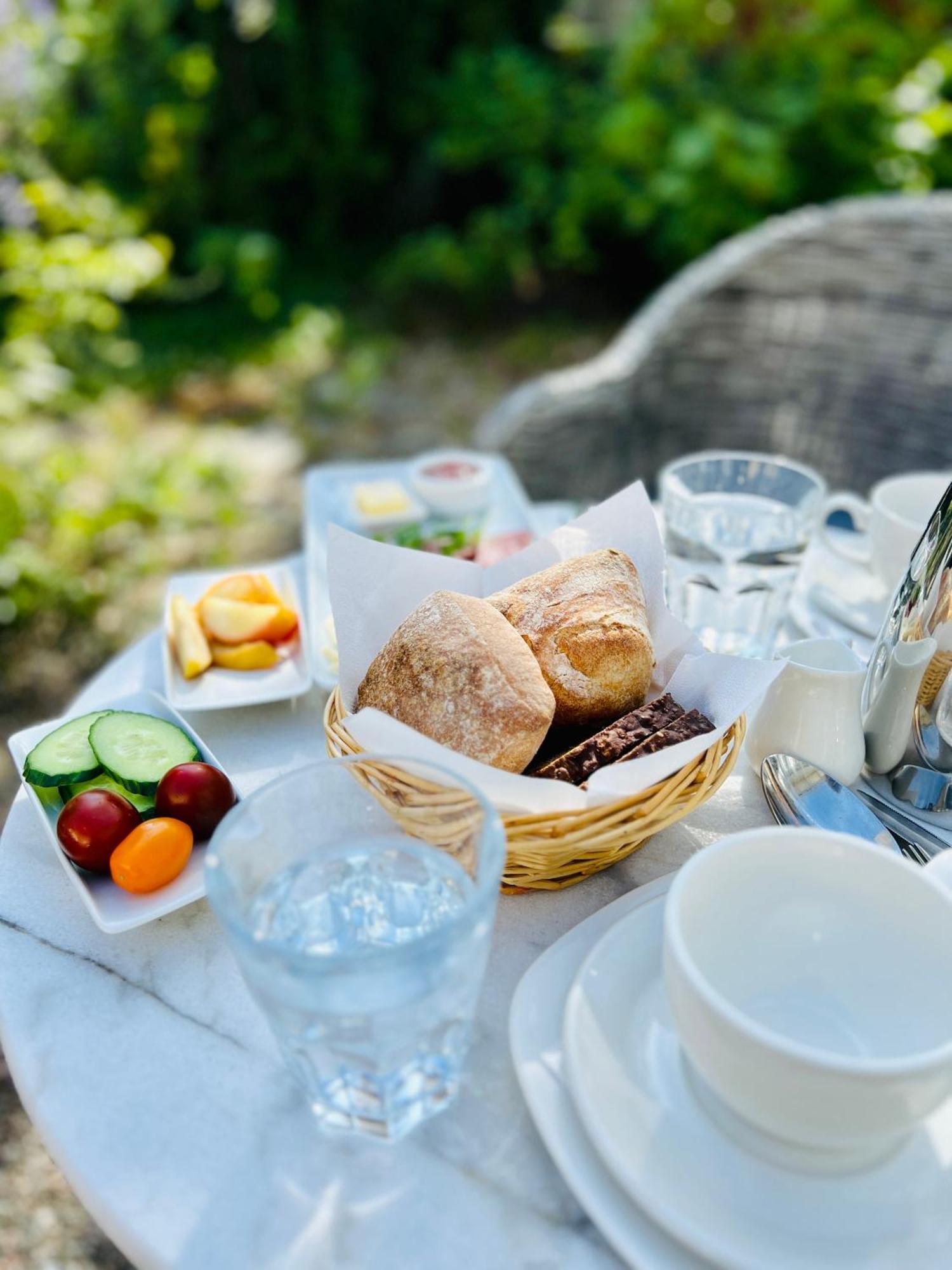 Kivikstrand Badhotell Zewnętrze zdjęcie